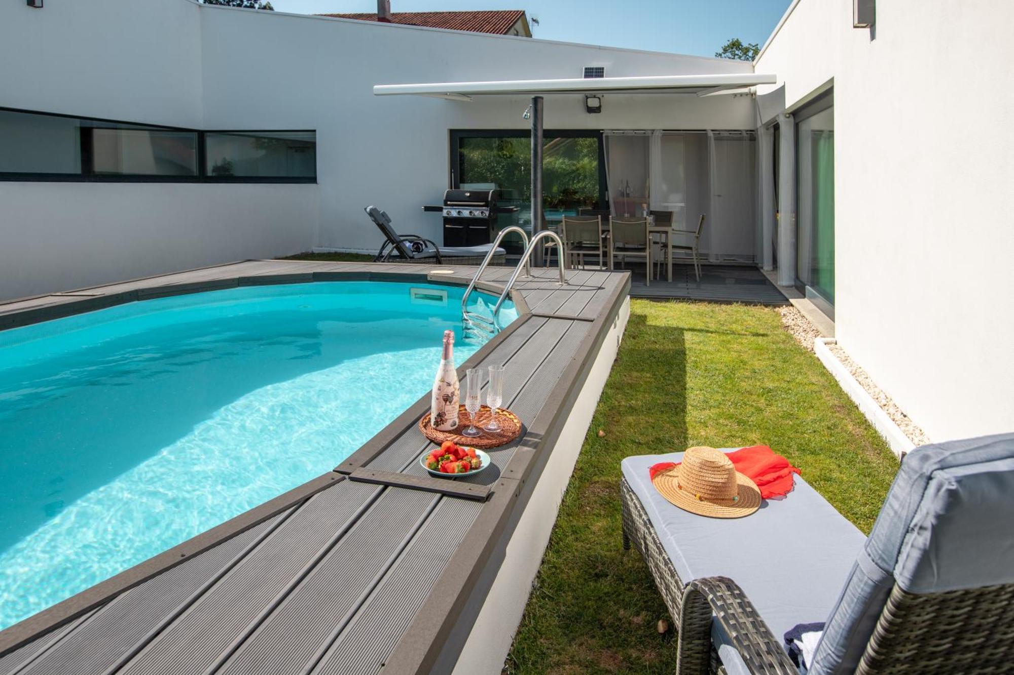 Villa Con Piscina Y Jardin, Santiago De Compostela Teo Luaran gambar