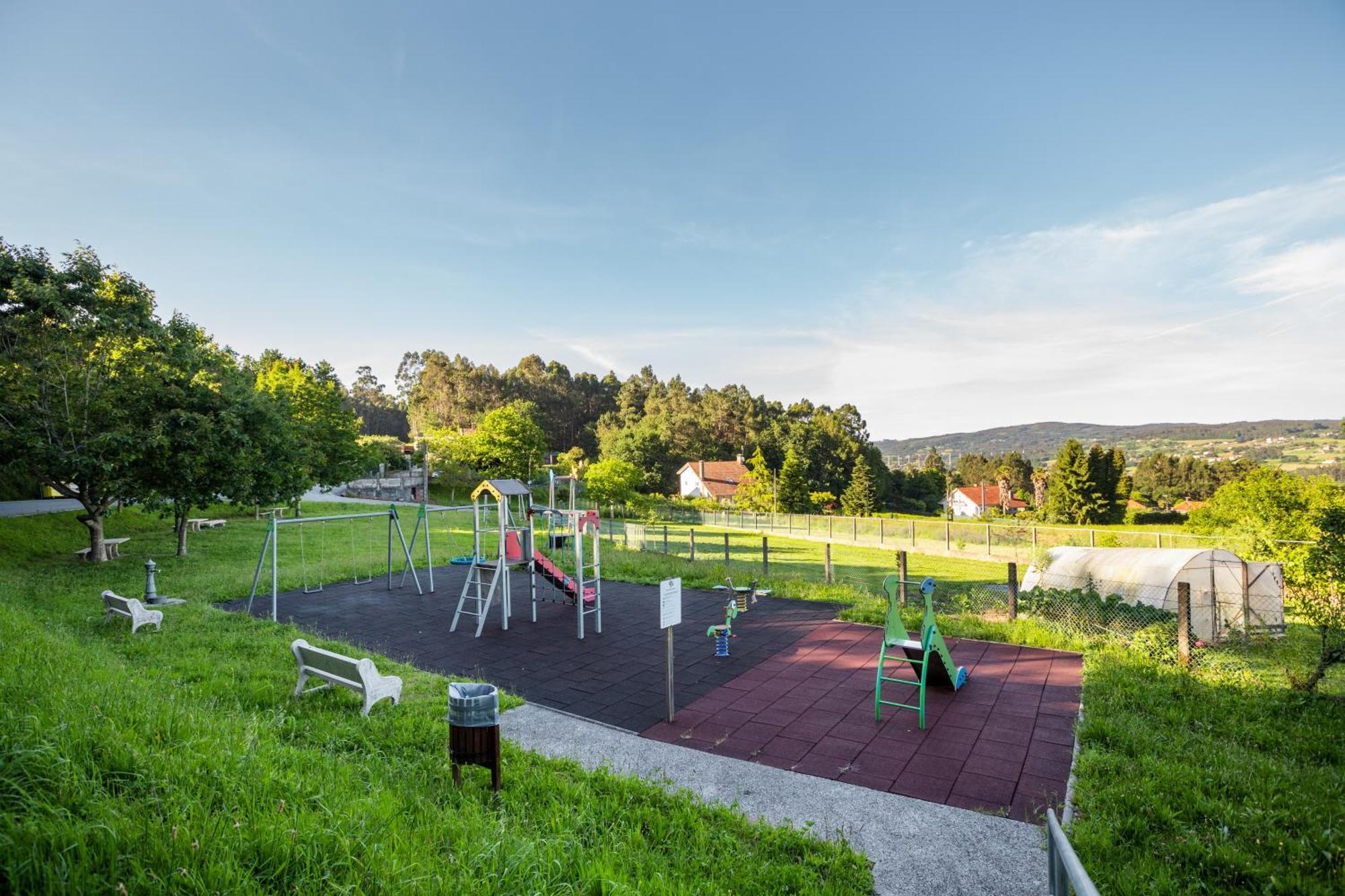 Villa Con Piscina Y Jardin, Santiago De Compostela Teo Luaran gambar